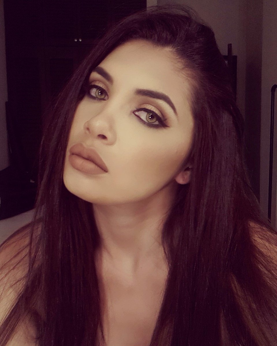 Paulette López (marielpolet) Twitter