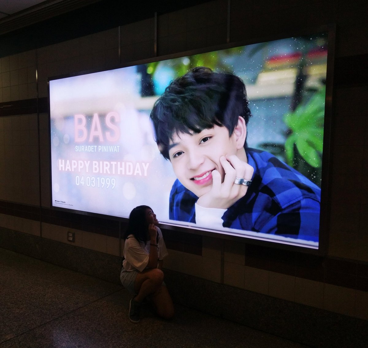 NaN_Sateger's tweet photo. 31.03.18 @ MRT Pha Ram 9 😍
#บาสเด็กอ้วนที่แท้จริง #BAS19thPROJECT https://t.co/6AIw0cVi4R