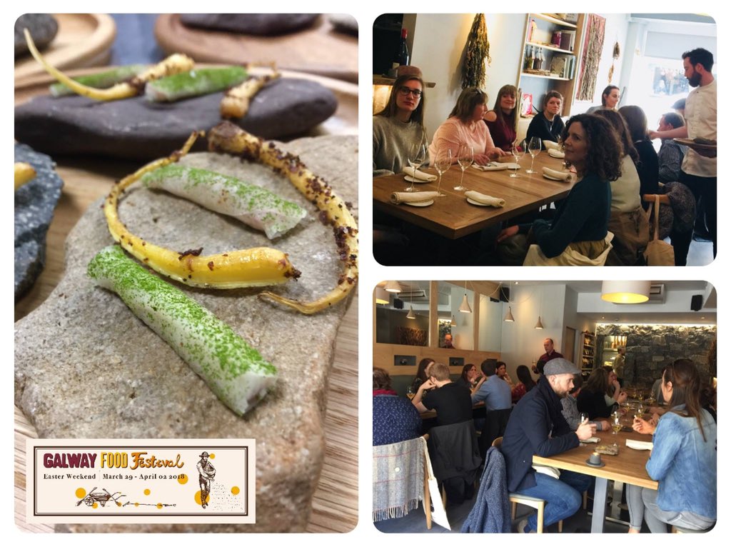 AniarGalway's tweet photo. Great turnout at our EAT Galway Taste Trail lead by JP McMahon.
#galwayfood #irishsnacks #trail #galwayfoodfestival https://t.co/DCGGyShhpA