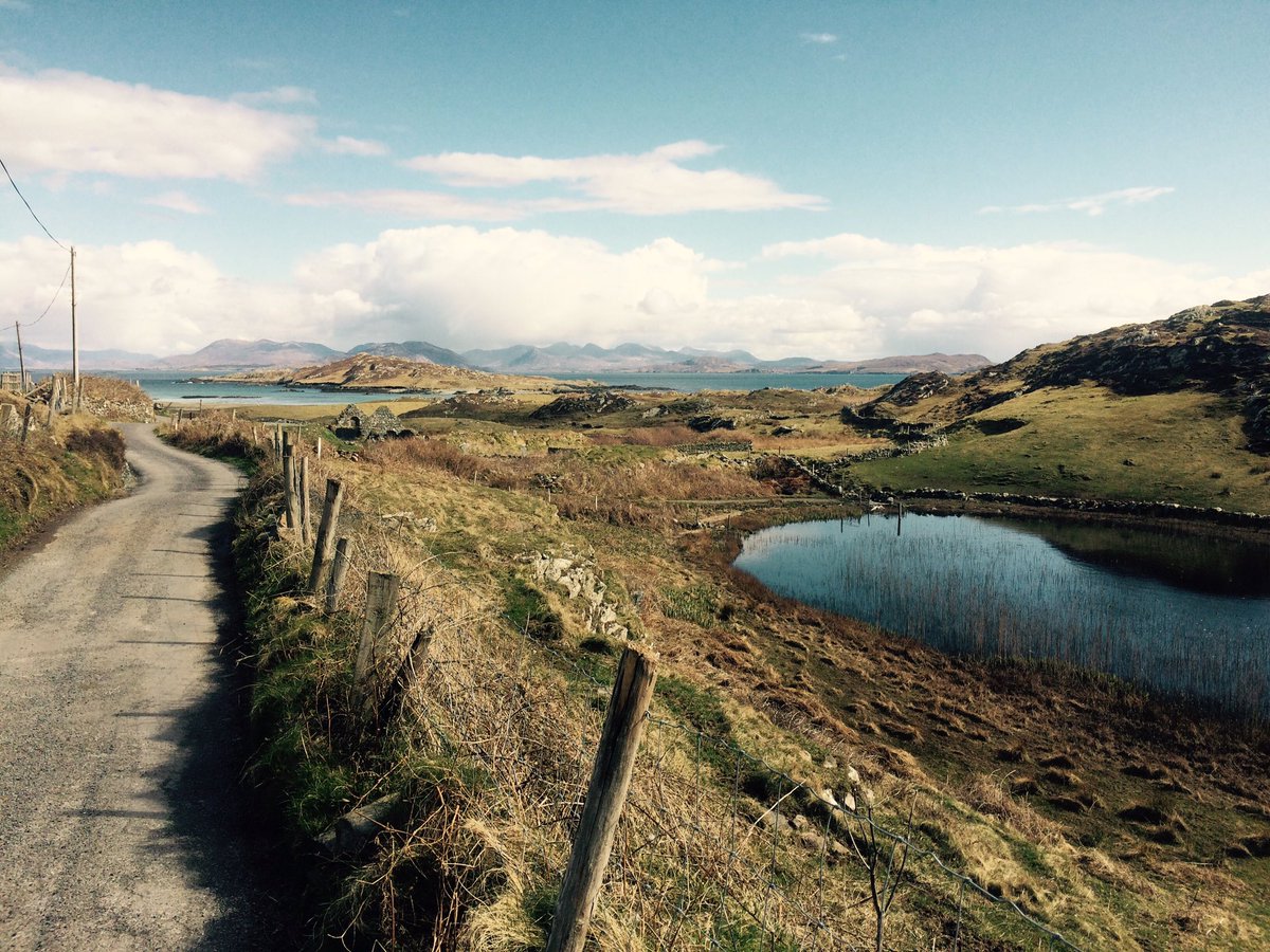 bofinmarathon's tweet photo. One of many beauty spots on route of #Inishbofin Half marathon https://t.co/aZZzV5XKbw https://t.co/DJixUGAbi5