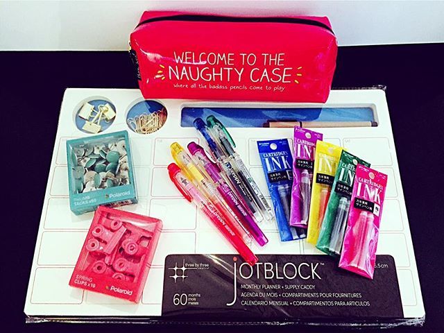 Madison_PAGE's tweet photo. The Easter bunny dropped off some early goodies, they might chase all this snow away 😜#madisonandpage #penandpaper #fountainpen #finewritinginstrument #fountainpenaddict #platinumpen #polaroid #threebythree #pencilcase #wildandwolf #shoplocalyyc #fif… https://t.co/Ea5Ro0GjzI https://t.co/8SMlvcA93O