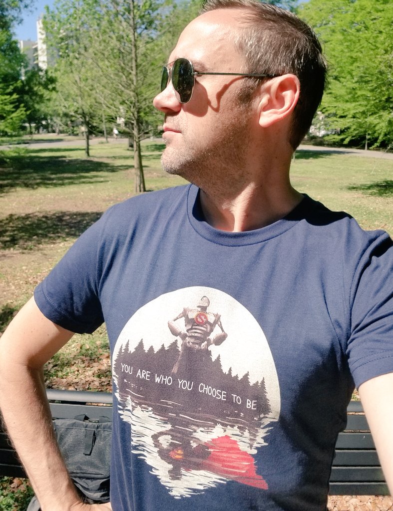 scottsantens's tweet image. My favorite message from &quot;The Iron Giant&quot;, one of my favorite movies, is that we are who we choose to be. It&apos;s true, but it&apos;s even more true with unconditional #basicincome, when everyone starts with enough to actually pursue who they want to be in a more meaningful way than now.