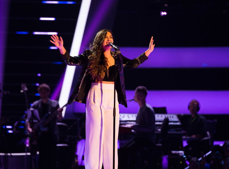 HERE WE GO!!!

#DoItForDorset <a href="/LaurenBannon1/">Lauren Bannon</a> on <a href="/thevoiceuk/">The Voice UK</a> tonight!

We're supporting you all the way!