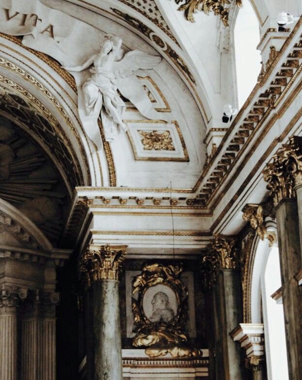 mgnuscarstairs's tweet photo. "maxon schreave (the selection)↞

"break my heart. Break it a thousand times if you'd like. It was only ever yours to break anyway." https://t.co/7aYk7yni52