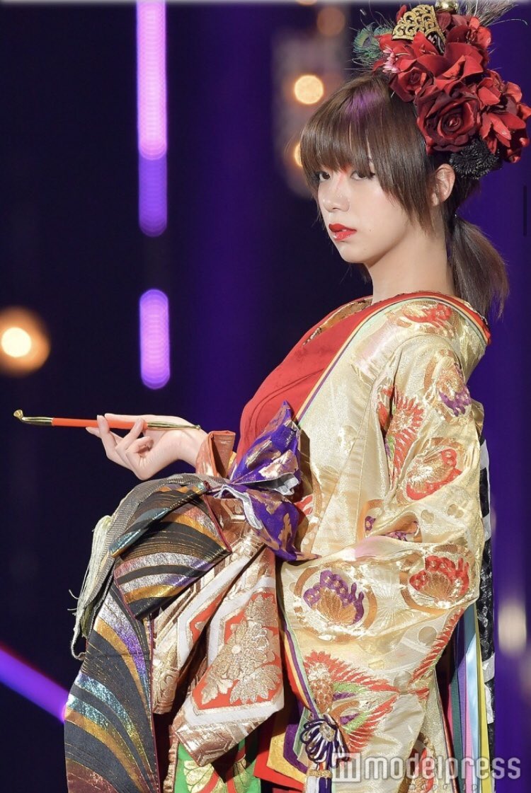 キヨリ A Twitter エッ 池田エライザ遠くからでも別次元な風格だと思ったけど高画質の花魁はやばいだろう