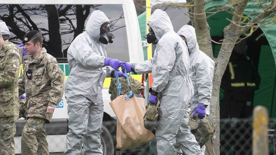 RT_com's tweet photo. How did you get 'Novichok' samples? Moscow confronts #London with 14 questions on ‘fabricated’ #Skripal case https://t.co/wq9o8wRkYX https://t.co/Ml4Q6Ttk4a