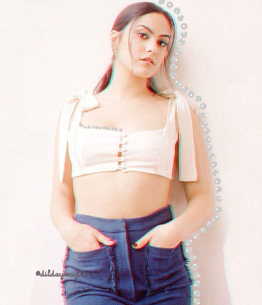 Dildaymujhe's tweet image. 🌸; Sometimes I feel like giving up
But I just can't
It isn't in my blood