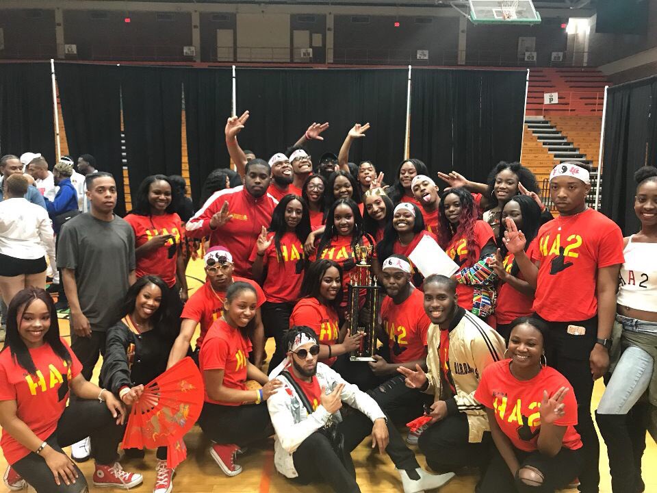 Tinyyyy_xo's tweet photo. C8 takes on China and takes home the Trophy.. I wouldn’t trade my Chapter for anything. Your new Family Fued Winners❤️💛. C8 DA GREATTTTT‼️ #HA2 #C8MADE #myasu #familyfuedchamps #familyfued18 #FAMU https://t.co/Uzyv1Z36Id