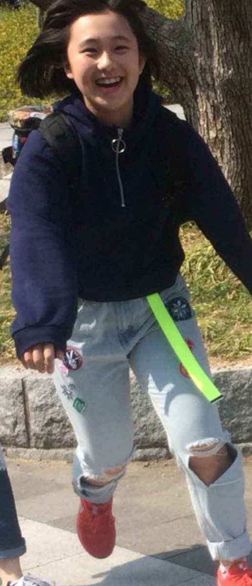 見らんってこんなに足ふとかったっけ
激太り説？