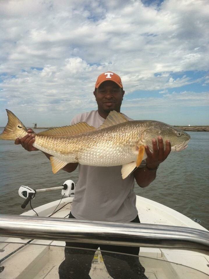 Coach_BBryant's tweet photo. Man i really miss fishing π itβs been awhile. I need to book a fishing trip!
π€πΎ#hookem π
π£#workinwitamonster π¦
2013-2014 https://t.co/3DFIqNnfII