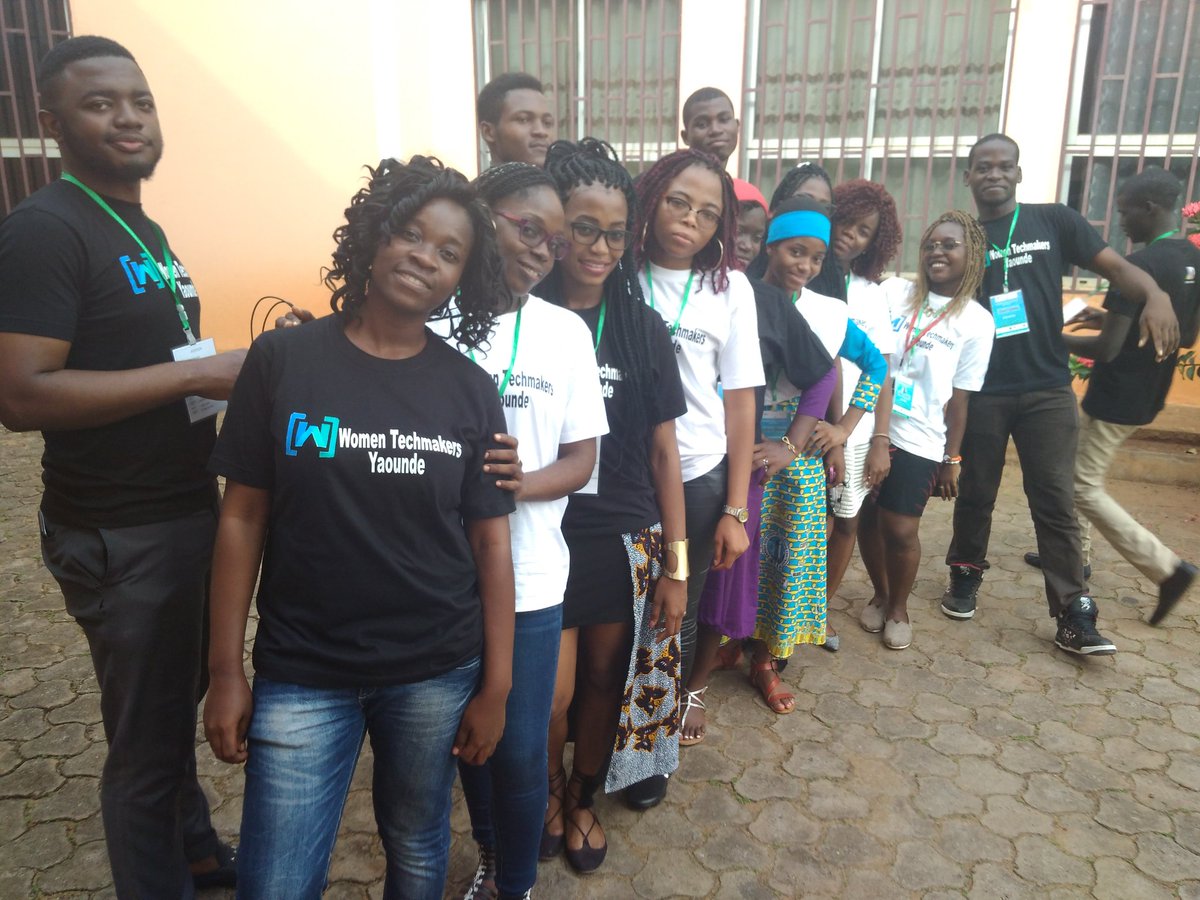 LeSeedMag's tweet image. Façon façon avec les @WTMYaounde et @GDGYaounde organisers 
#IWD2018 #IWD18 
#WTMYaounde 
Avec @arielleKitio @DjietoHermine 
@ingrid_twins @Chrispandja @DjietoHermine @aurelienxavier @NchetkouY @bakotayves @babaritacarine @CurtisKakeu