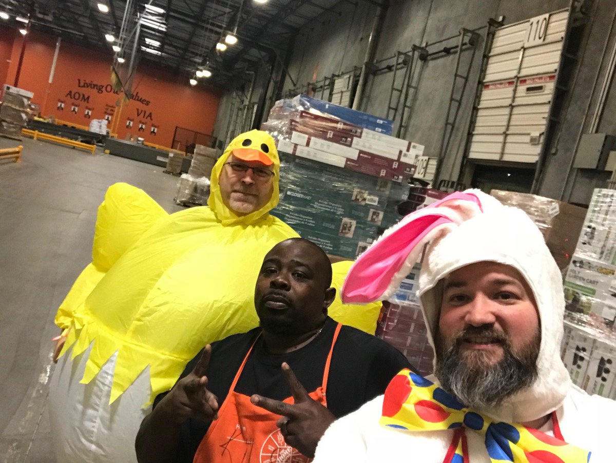 RAPM_Eric's tweet photo. Key 1 Safety Bunny yesterday with @THDJon_RHRM and @MarkBry682 @THD_JFincher @Rdc5023 #dallasp.r.i.d.e. #dallascoh #CaughtOrangeHanded #THDEASTER https://t.co/zcdj49tBZN