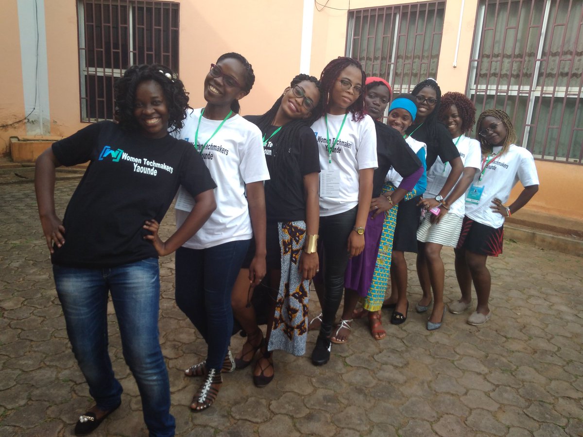 LeSeedMag's tweet image. Façon façon avec les @WTMYaounde et @GDGYaounde organisers 
#IWD2018 #IWD18 
#WTMYaounde 
Avec @arielleKitio @DjietoHermine 
@ingrid_twins @Chrispandja @DjietoHermine @aurelienxavier @NchetkouY @bakotayves @babaritacarine @CurtisKakeu