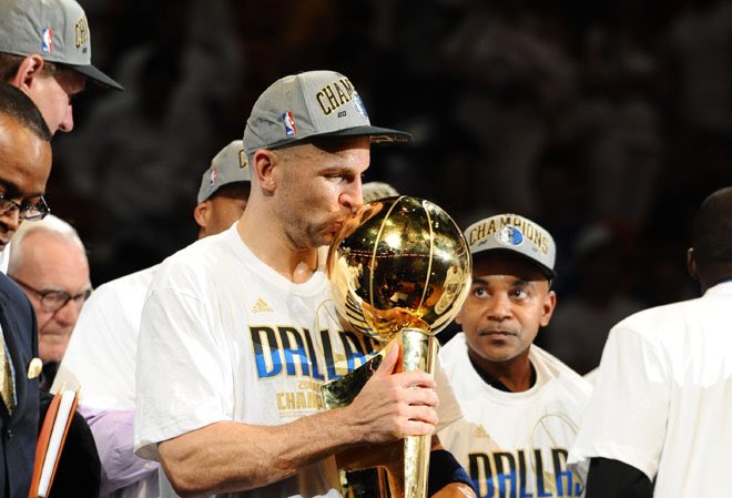 DMavericks2018's tweet image. Congrats to former #Mavs @RealJasonKidd  &amp;amp; @SteveNash on making the 2018 Naismith Memorial Basketball Hall of Fame class of 2018! @Hoophall #MFFL