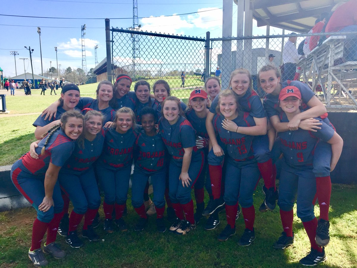 spless12's tweet photo. Trojan Softball #mstrojansoftball #MSHS https://t.co/YAW8kwKH23