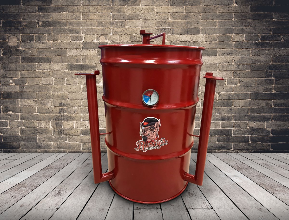 BlueMtnVillage's tweet image. You still have time to stop by the #MountainAdventureShow today and tomorrow, to enter to WIN tonnes of amazing door prizes, including a Mini-Smoker from @RustysatBlue1! See the full list of prizes here: bit.ly/2uyhqw2