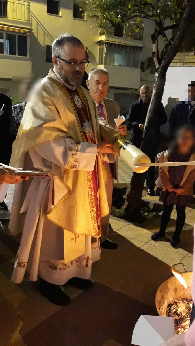 HdadCautivoDH's tweet photo. Feliz Pascua de Resurrección! https://t.co/Po6KgHeN9a