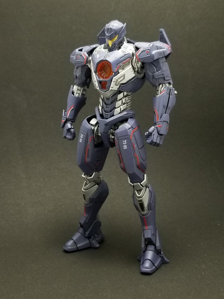 Sab Low ジプシー アベンジャーをガンダムマーカーエアブラシで塗装 メタリックセットのシルバー ゴールド ガンダムメカグレー スミいれ筆ペンを使用 その上からシール T Co Ykerkgshqm Twitter