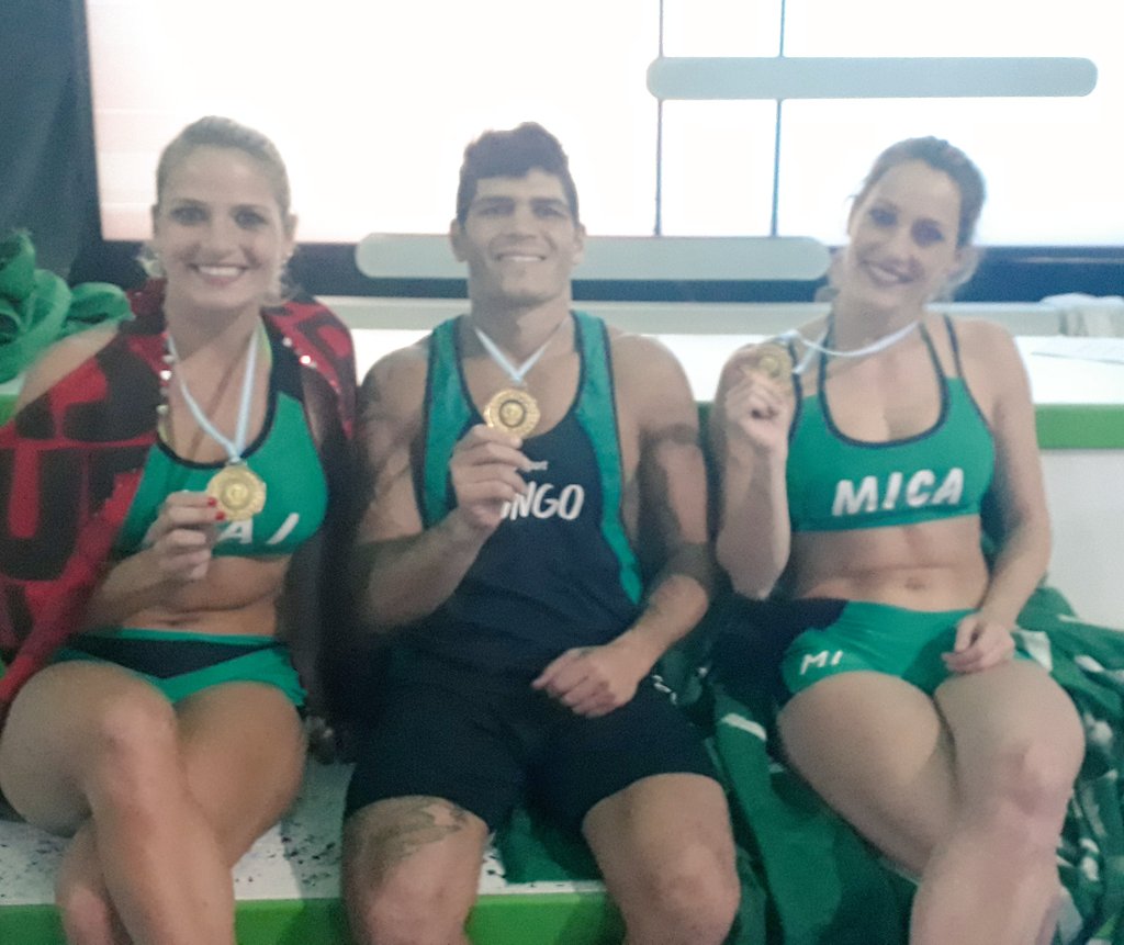 combatearg's tweet photo. ¡¡El equipo VERDE es el Campeón de la 11G!! 🏆💚
¡¡Felicitaciones @MarianitaaCesar @ElCongoHit @MicaViciconte !! https://t.co/6UouJL8SP2