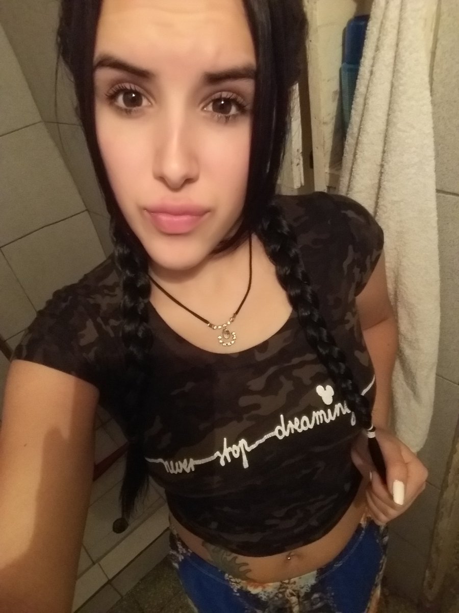 LaiiCelligna's tweet photo. Felizzzz y enamorada de esta vida👌💕 https://t.co/u7r4ddsGcr