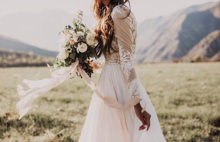 hisxngel's tweet photo. #NMwedding https://t.co/chKnd8mBV3