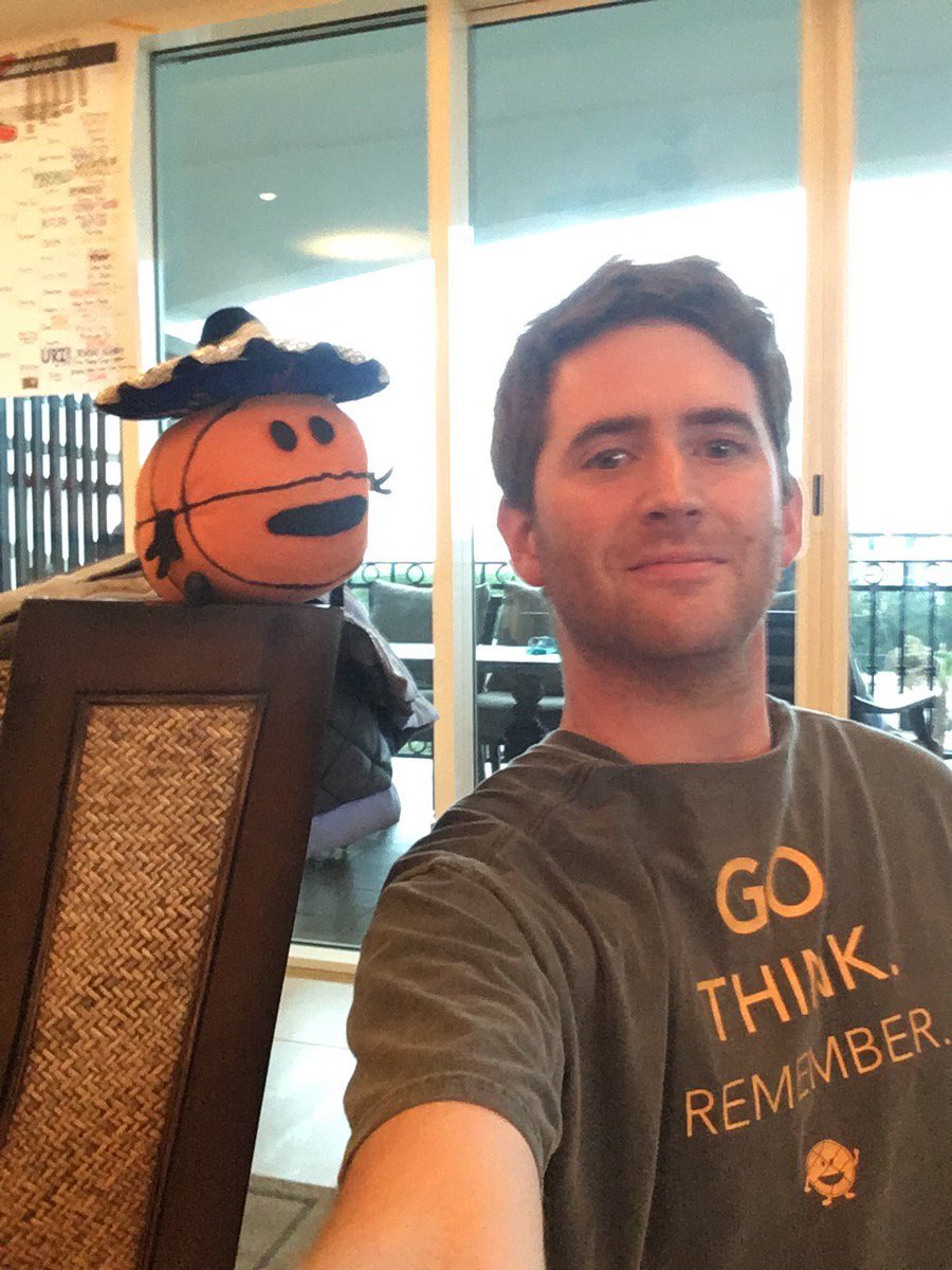 MileHightheGrey's tweet image. If Loyola wins this, I have a feeling my slothful I-haven’t-shaved-all-vacation beard is going to become a lucky #midswin beard, and I won’t be able to shave until after Monday night.