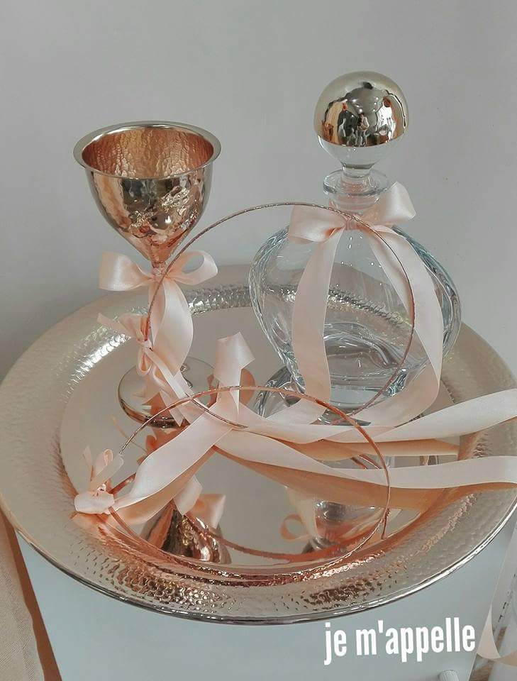 Jemappellegg's tweet photo. #jemappelle #wedding #best #man #woman #pinkgold #stefana #karafa #potiri #diskos #Glasses #weddingcrown #Bottle #weddingtray #Silver #decoration #weddingset 
 Λ.Κυπρου 157 Αργυρουπολη
2130359939
https://t.co/86Xk980mf5 https://t.co/4gQJXsPy7w