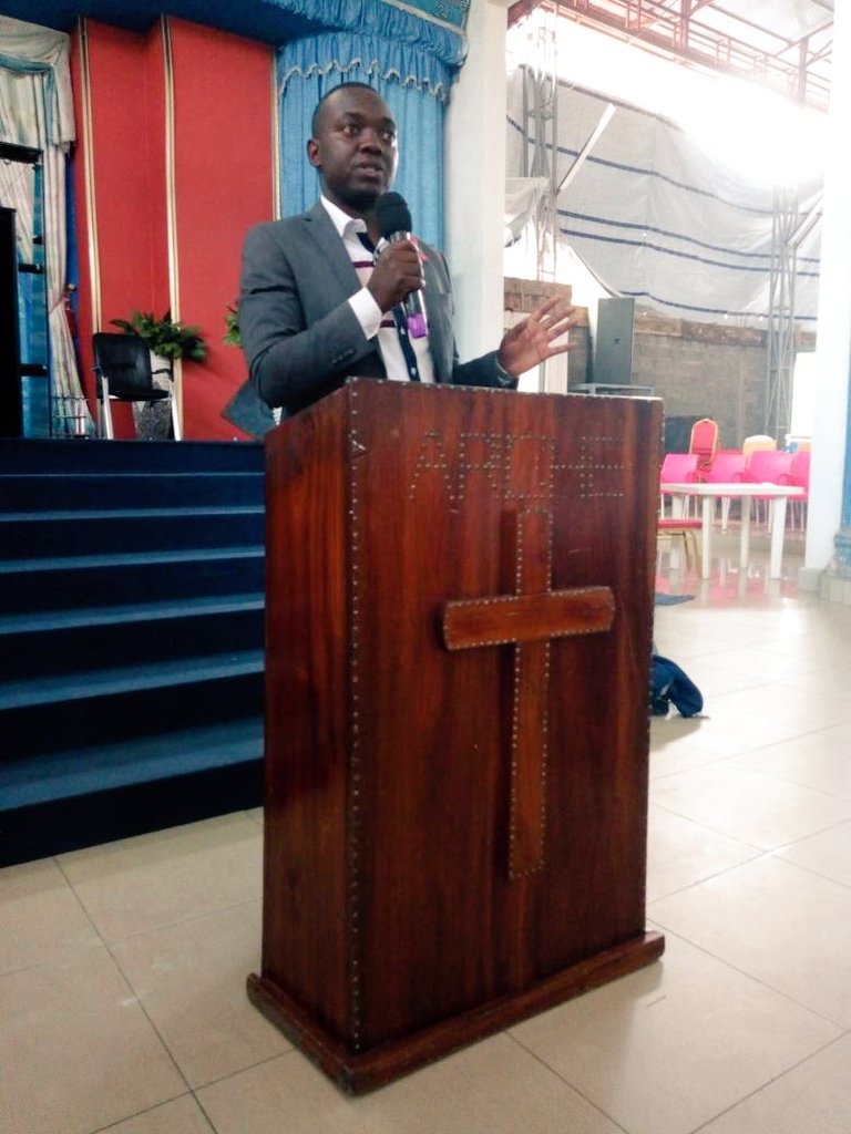 ClemyZihindula's tweet photo. 31mars,cloture d la campagne d sensibilisation sur les méthodes et attitudes préventives de cancer de sein à l'eglise #archedelalliance https://t.co/KRlM0w94Pc