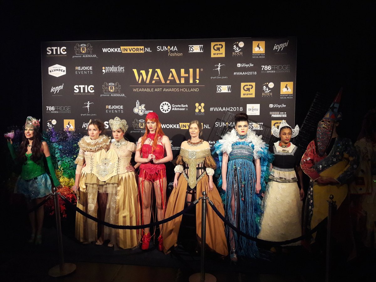 JGroentjes's tweet photo. @waah wat een show! Supplier @gpgroot Genoten van de prachtige wearable art designs. https://t.co/BzxlB4bjDA
