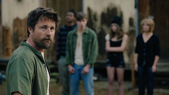 HendersonSource's tweet image. 📸 | New stills from “Juveniles” starring Martin Henderson.

The movie will be shown at the Boston International Film Festival on April 15th.

👉🏽 Info &amp;amp; tickets: landmarktheatres.com/boston/kendall…