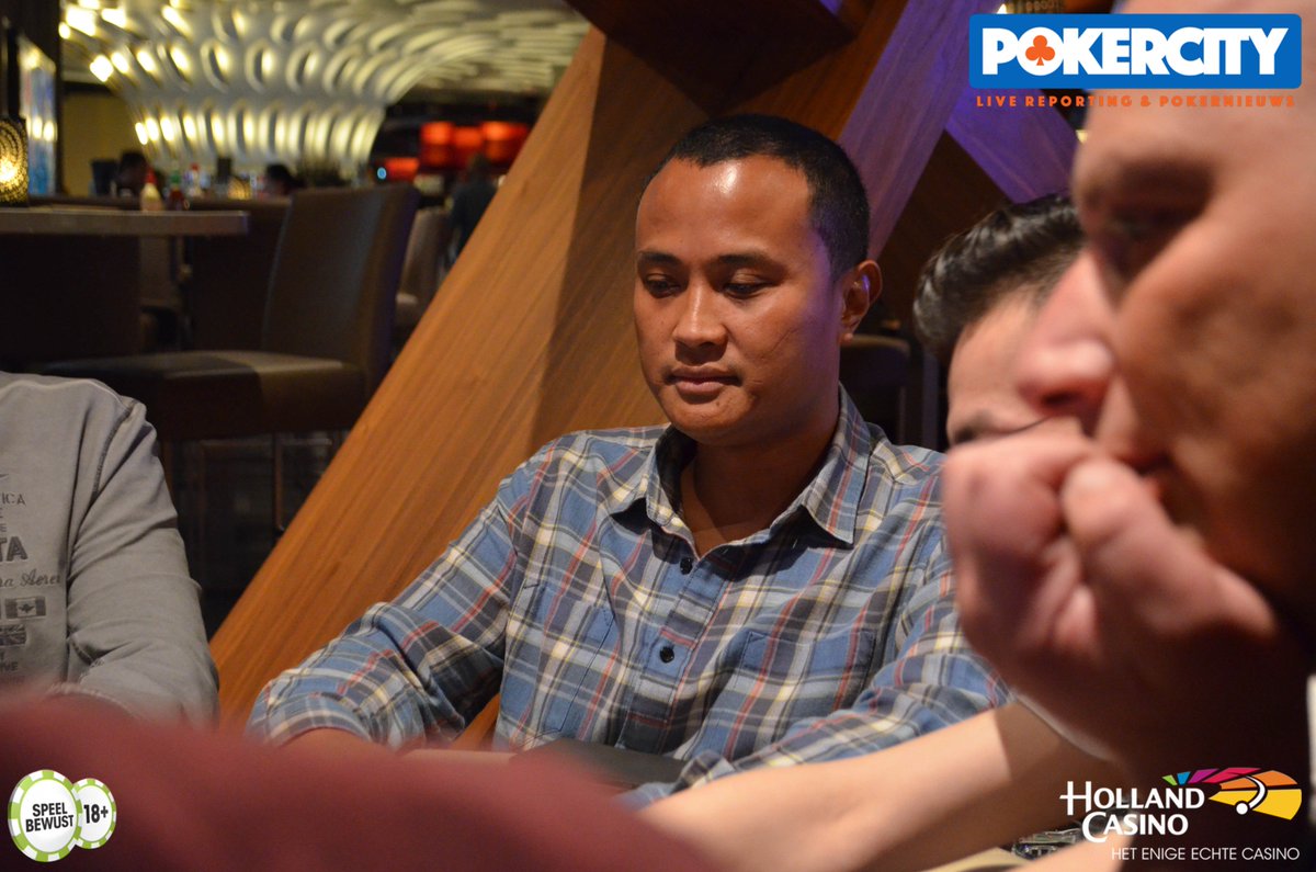 PokerCityNL's tweet photo. #RotterdamPS: Dag 1C van het Main Event is inmiddels ook gestart. 25 entry's daar op de klok nu, met o.a. Mo Tounnouti, Hakim Zoufri, Marciano Yvel en Firat Baltaci https://t.co/5neCdL7fGA @PokerSeriesNL https://t.co/ieKS3XAPkY