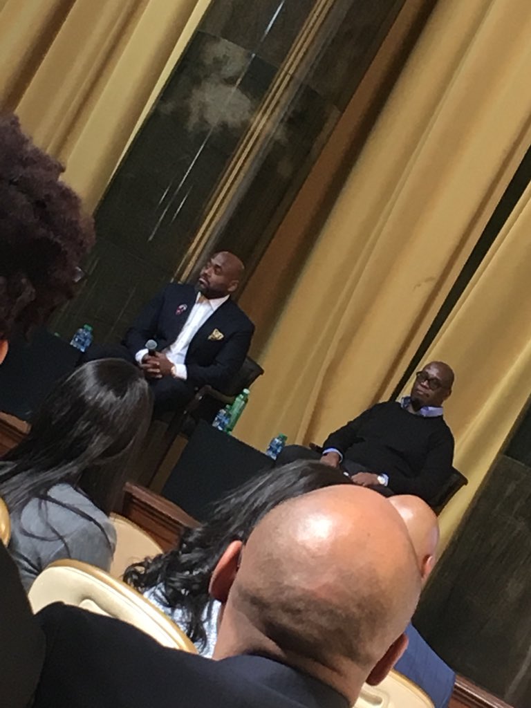 beLaurie's tweet photo. The business, culture and tech in me rejoices.
@iamAndreHarrell x @SteveStoute
#CBSElevate https://t.co/VM9bYo7ITs