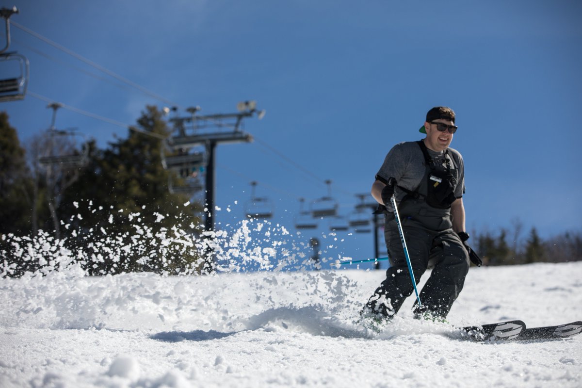 CROTCHED_MTN's tweet photo. Tomorrow is our final day of the season! We're going out with Spring Snow, sunshine and an Easter Egg Hunt. Tickets only $33 on-line or at the window. We'll see you on the hill #ClosingDay #SpringCorn #Sunshine #Smiles https://t.co/igNGE7CWMI https://t.co/lQDR8ehtjJ