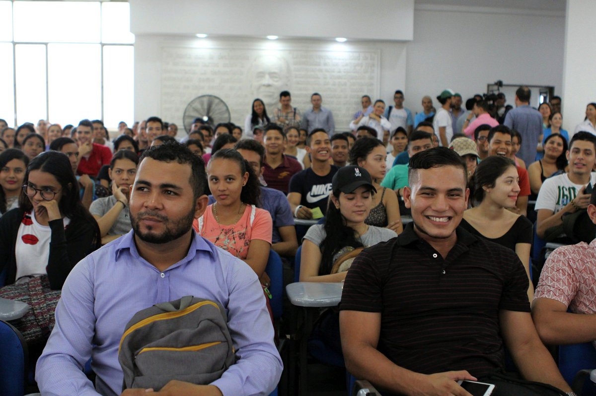 ProsperidadCol's tweet image. #AsíAvanzaMocoa, con 500 nuevos cupos asignados para ingresar al programa @JovenesAccionCo. Una oportunidad que contribuye a que estudiantes cuenten con un apoyo económico para continuar con sus carreras.