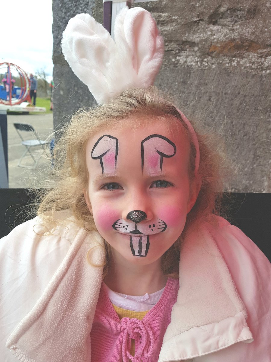 <a href="/MallowFestival/">RacingHomeforEaster</a> @JPMahonpoint 
<a href="/PFacepainting/">Premier Face Painting</a> 
Happy Easter!! We have lots of great pics from today on FB . See you tommrow 😉