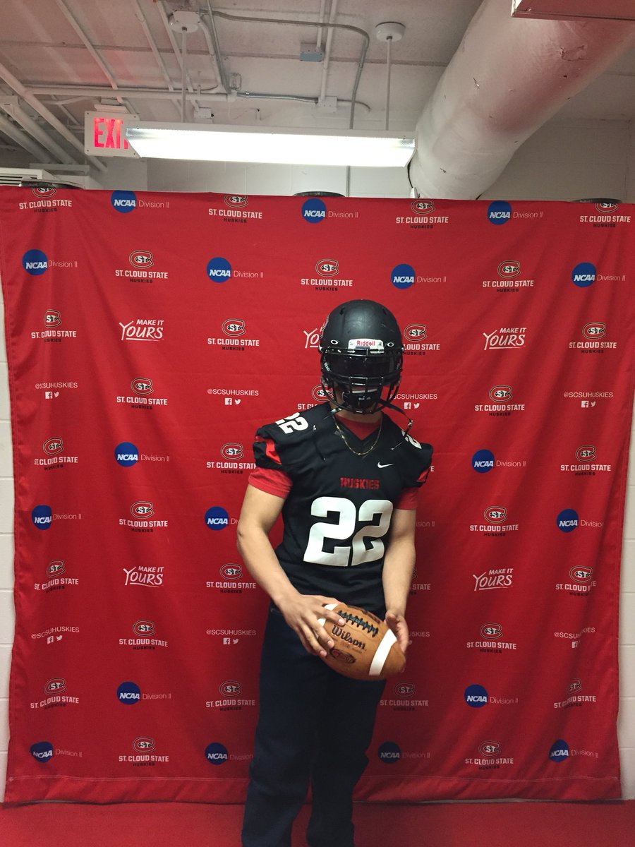 I had a very fun and exciting visit today <a href="/SCSUHuskiesFB/">Huskies Football</a>  special    S/O to <a href="/CoachSipple/">Mark Sipple</a> for helping me get here it was a blast. #GoHuskies
