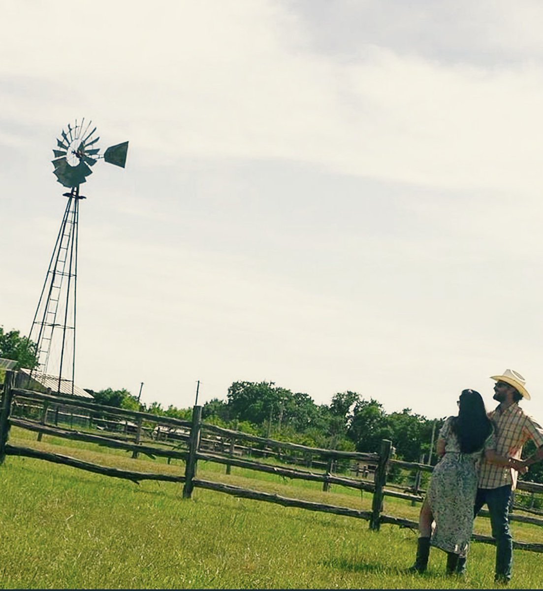 AnaBrendaQueen's tweet photo. cowboy take me away 💓 #fanedits #nostalgia #lovemarathon @anabreco @ivansanchezz_ https://t.co/TKnTEyjsEm