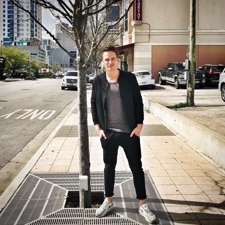 DANNICFansVzla's tweet photo. Happy Saturday Dannic Family 🎉🎉🎉 https://t.co/k3M7Ahs3Ma