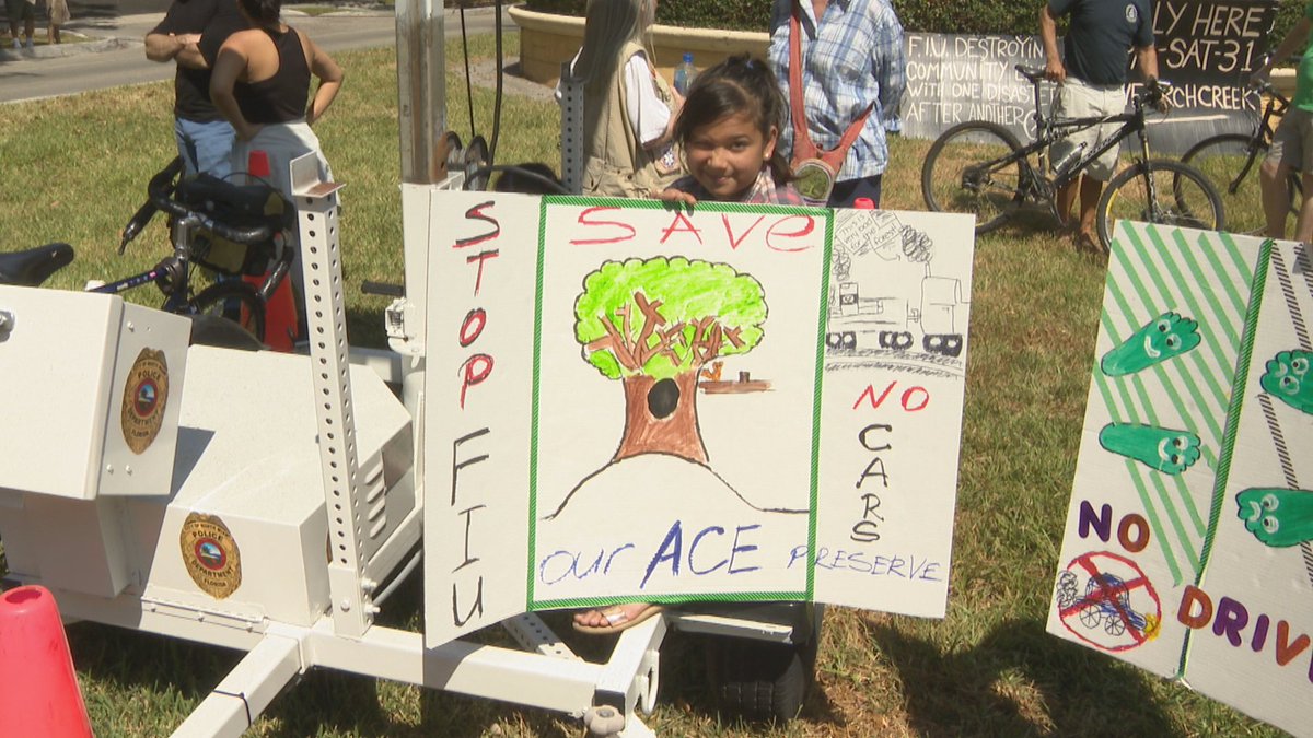 Dozens protest plans to build road through North Miami park bit.ly/2H2iQBW https://t.co/LXgosOkKtV