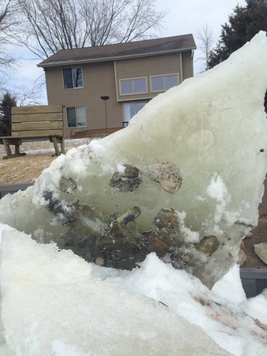 WFRVLocal5's tweet photo. Ice shoves push closer to homes on the Bay of Green Bay. Docks, fire pits and back yards have taken damage in certain areas East of the Bay. #iceshoves #wfrv #local5 https://t.co/EcNnoCduMG
