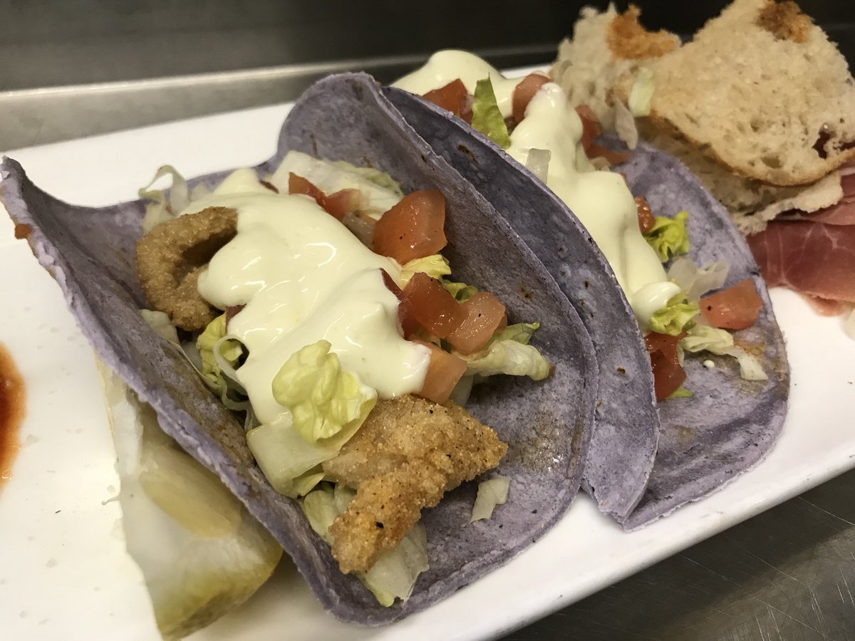 EveryonesLocal's tweet photo. Appetizer Trio 3️⃣ Pan Seared Gnocchi with Pomodoro Sauce, Fish Tacos - Crispy Basa, Pico De Gallo, Lime Cilantro Aioli, Thinly Sliced Prosciutto with Pickled Fennel and Crostini #weeklyadditions #local1794 #eatlocal #thedanny #appetizertrio #foodislife #foodie https://t.co/c7dbfvr4Ek