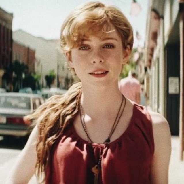 offragilemind's tweet image. ?

harry potter;descriptive; gryiffindor; loves laughing; ships with chem; come from a bad past.

 ♡?♡

"shy and smart is what i am."