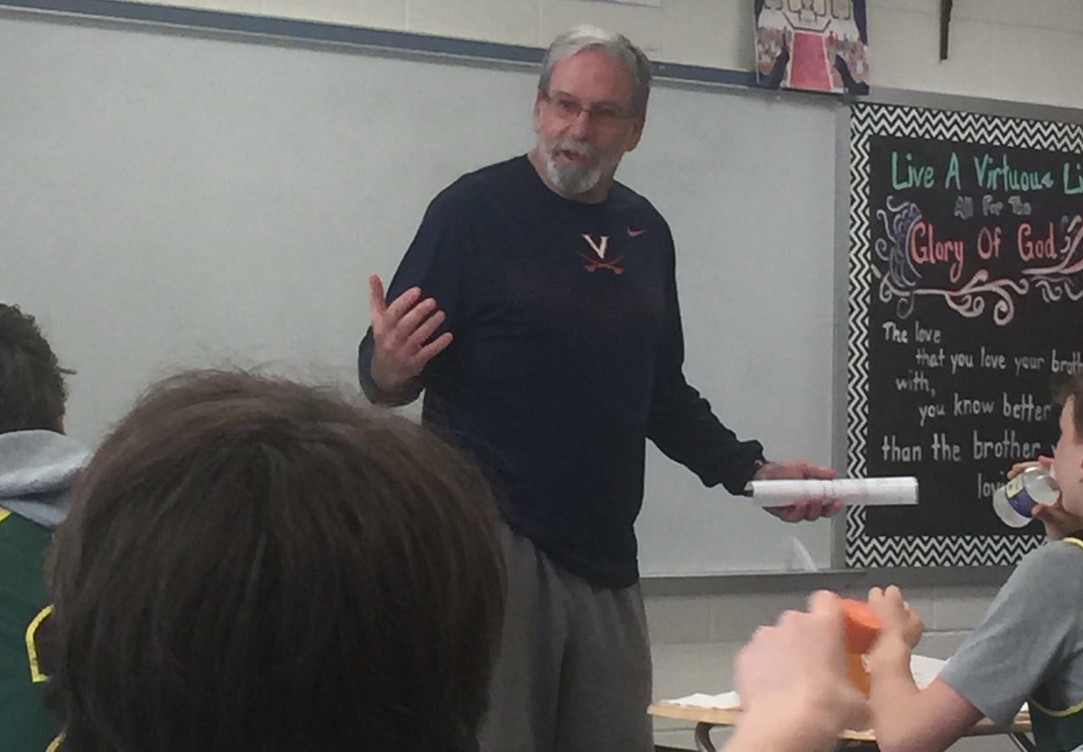Hawks2022's tweet photo. Extremely fortunate to have Coach Dom Starsia of @UVAMensLax to spend a few hours with our team today. From pointers on the field to advice in meetings, an overall great experience. Thanks Coach! #hwpo #hoos #hawks #shootoverhand #pointtovictory https://t.co/24EUatFHSz