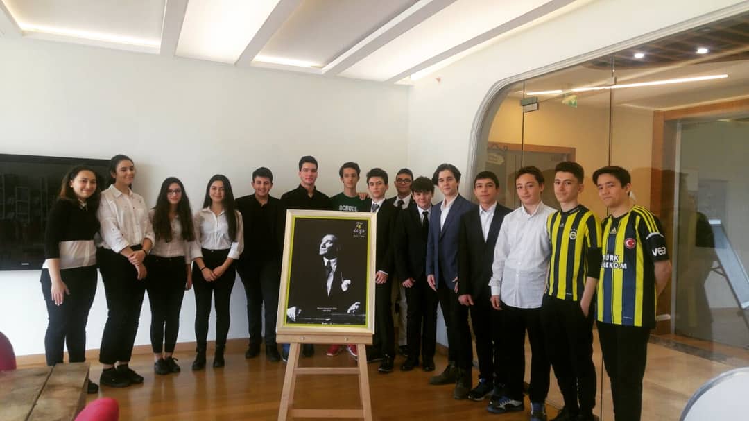 Job Interview is phenomenal. Our students like to create and establish their own companies and even had joint ventures.👨‍💼👩‍💼
@Didem_Ozgul <a href="/berna_tamusta/">Berna Tamusta</a> <a href="/avarezgi/">Ezgi Avar</a> <a href="/zeren_eren/">Zeren Eren</a> <a href="/ABEKDA/">Ali BEKDAŞ</a> <a href="/tugbaakyuzz/">Tuğba Akyüz</a> @DogaHighELT