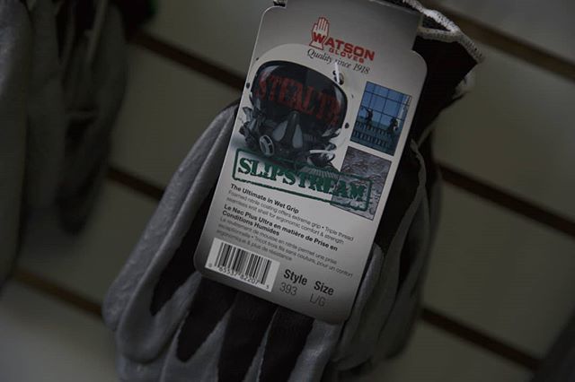 LexGoShop's tweet photo. Stealth Slip Stream Gloves for:

Construction
Yard &amp; Field Work
Assembly
Foam Nitrile Coating – Foam nitrile coating provides abrasion and puncture resistance with superior wet/dry grip

Seamless Knit Shell – Triple-thread seamless nylon knit shell offer… https://t.co/CSeCnugQ7B https://t.co/cLG6IgDfGI