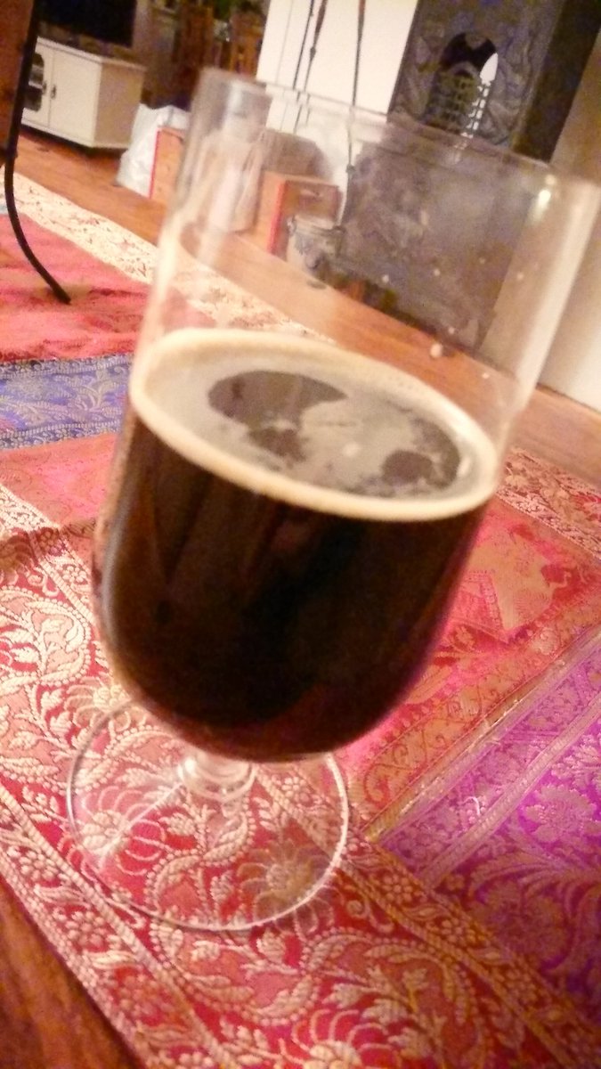 StormbryggBrew's tweet photo. Porter på bærtur 🍻🐥 God påske 😊 #porter https://t.co/yWnBezsr7x
