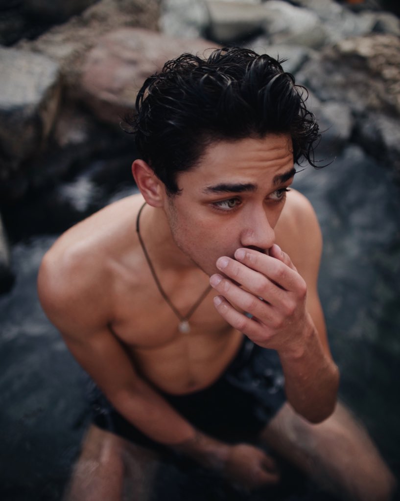 thejusticec's tweet photo. wet https://t.co/jTKEZGnWMT