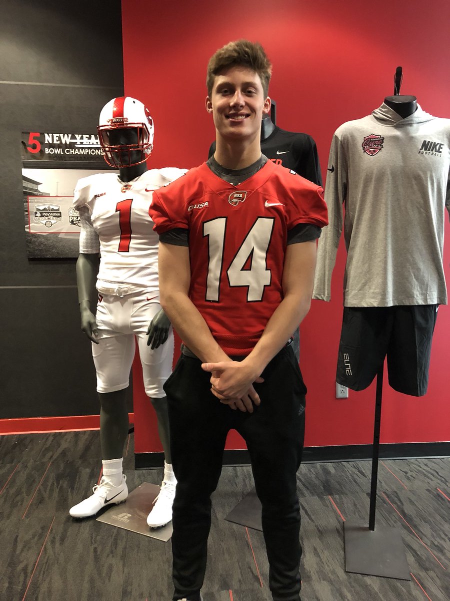 CADawgs's tweet photo. CA Bulldogs on #TheHill at @WKUFootball Jr Day. @TreDavidson2 @4334andy @rushlansdell14 #ThePursuit https://t.co/qoqECII6oy