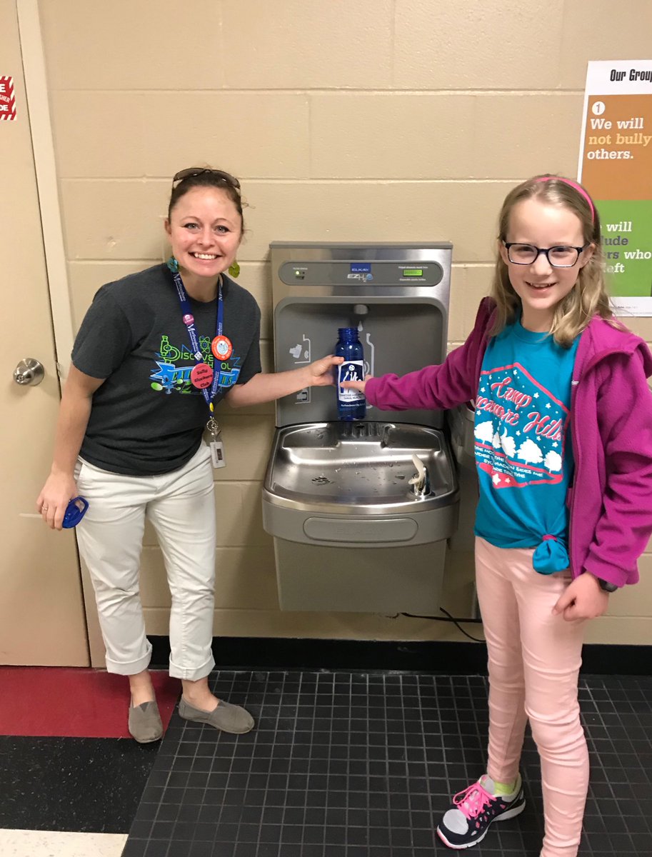 DSExplorers's tweet photo. Thanks to our DS student council, we have a filtered water bottle station!!! #DSExplorers https://t.co/CgMTATGO1s