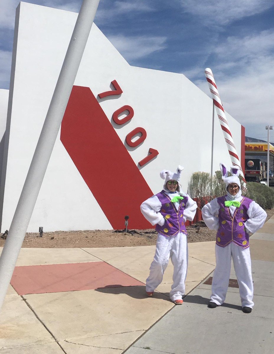 Buffett's Candies tweet media